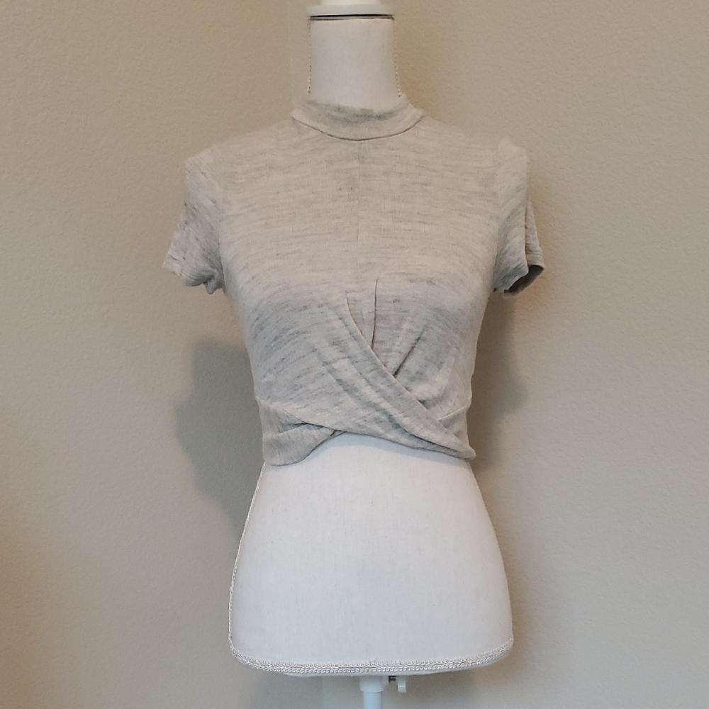 Xhilaration Light Gray Crop Top